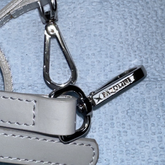 Handbag - Picture 8 of 12